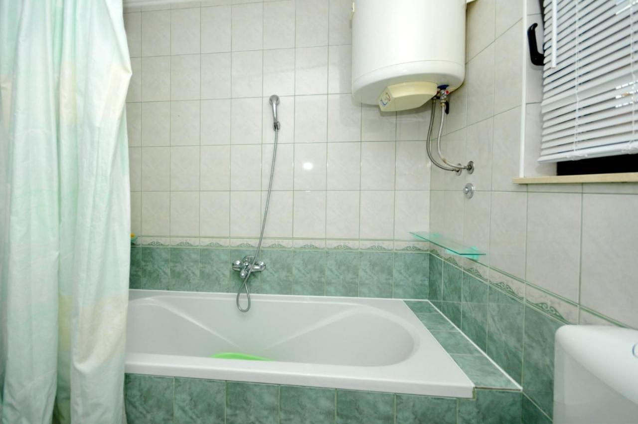 Roso Apartment With Sea View Трогир Екстериор снимка
