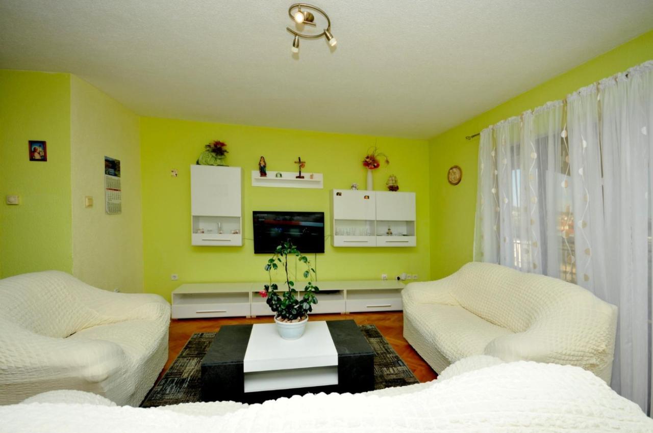 Roso Apartment With Sea View Трогир Екстериор снимка